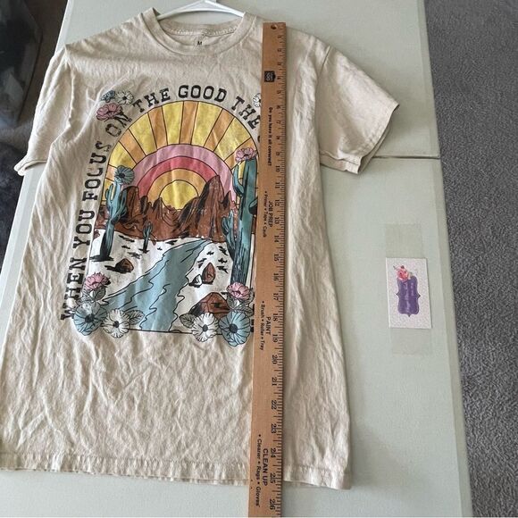 Goodie Two Sleeves Graphic Tee Size Medium – “The Good Gets Better” Desert Print - Picture 6 of 9